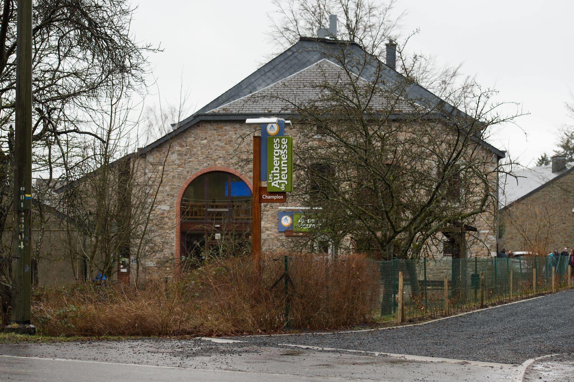 Auberge De Jeunesse De La Roche - Champlon Tenneville エクステリア 写真